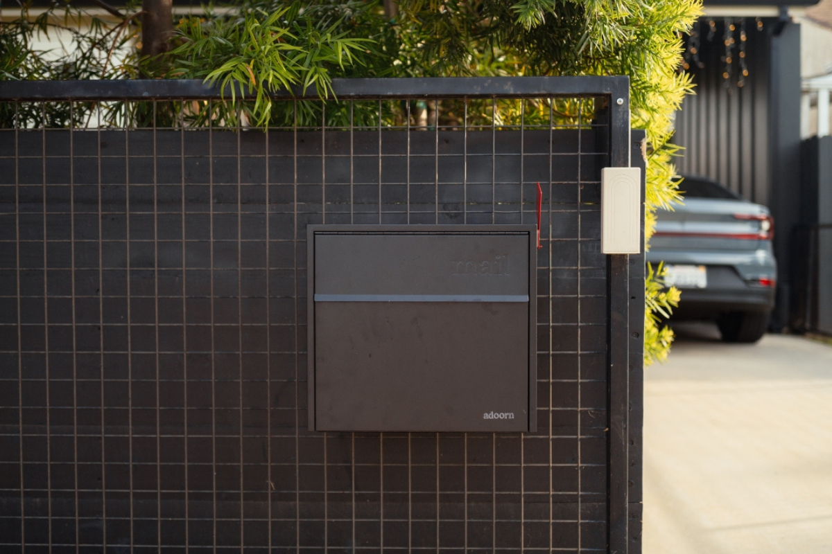 Home Curb Appeal Upgrades on a Budget