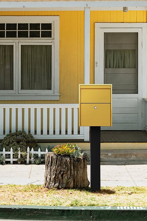 Post Mount Locking Mailbox | Large Gallery Image