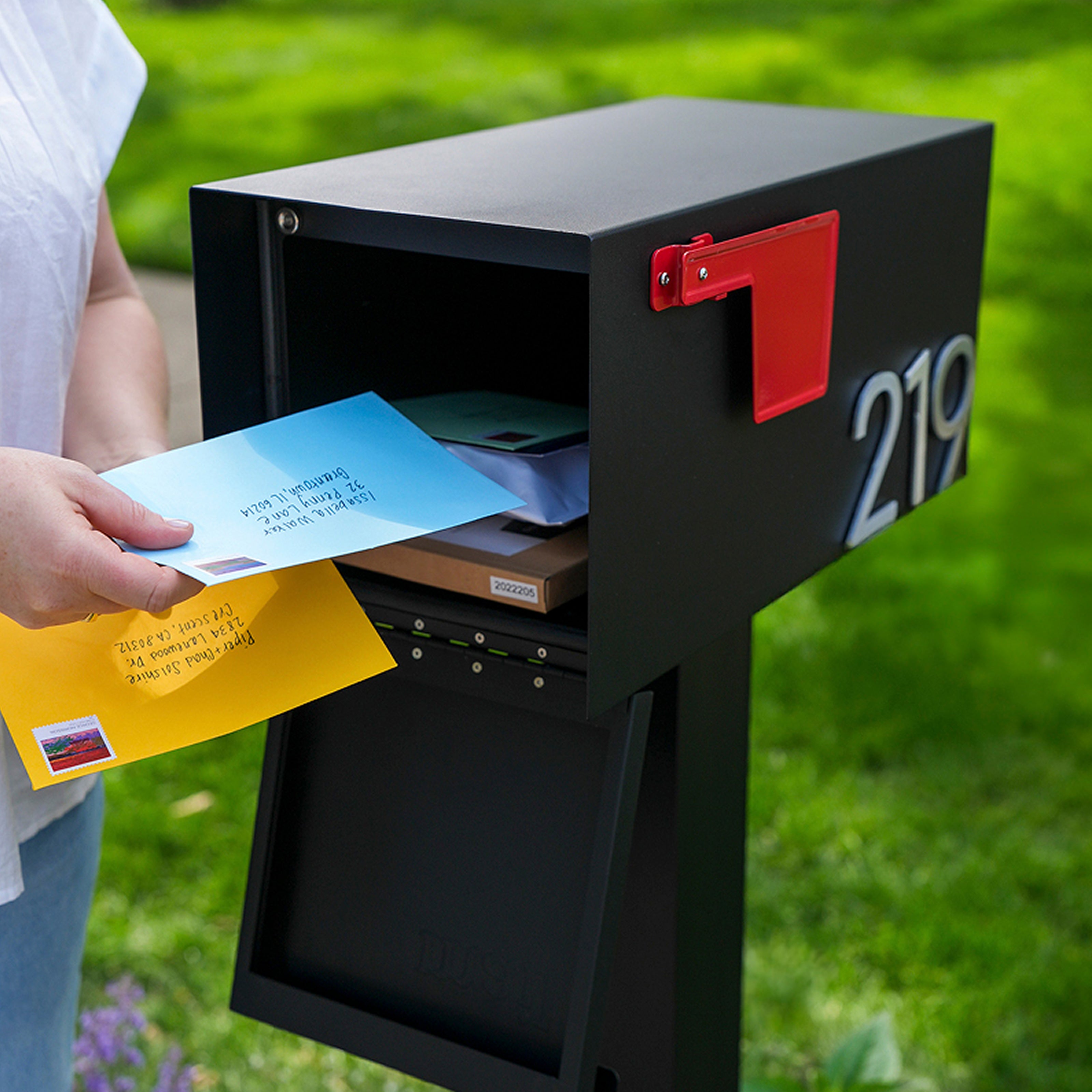 Adoorn Post Mount Mailbox installed, lifestyle view